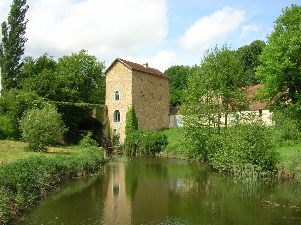 2 cpa 78 MAISONS-LAFFITTE. Le Vieux Moulin et le Château 1907